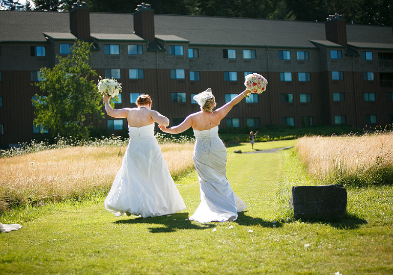 LesbianWeddingSkamaniaLodge30