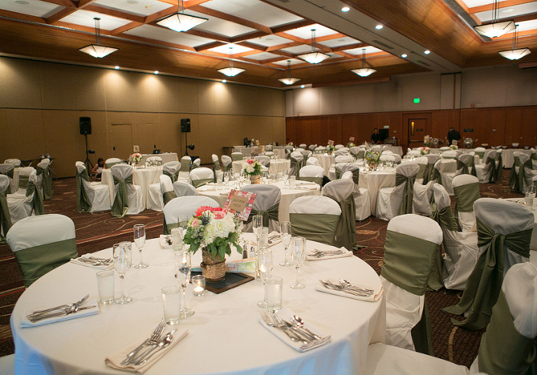 LesbianWeddingSkamaniaLodge34