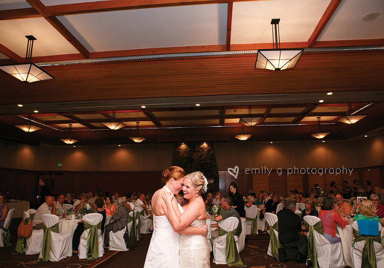 LesbianWeddingSkamaniaLodge40