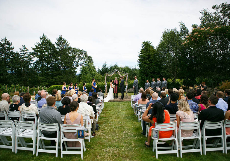 BeckenRidgeVineyarWeddingOregon37