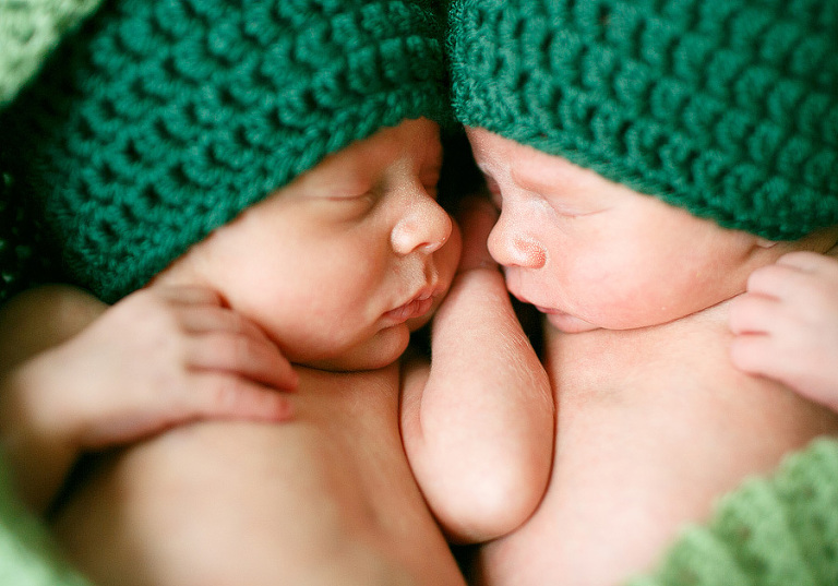 OregonNewbornTwinsPhotographer11