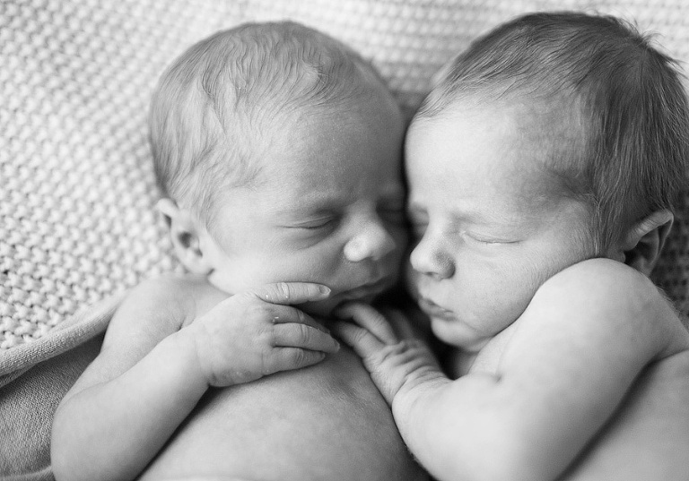 OregonNewbornTwinsPhotographer2