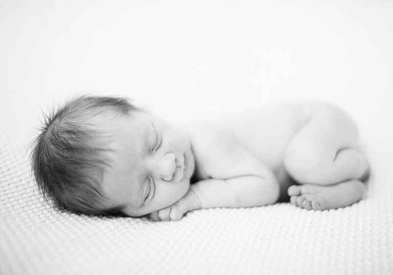 LakeOswegoOregonNewbornPhotographer5