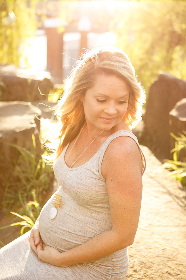 016-PortlandOregonMaternityPhotographer