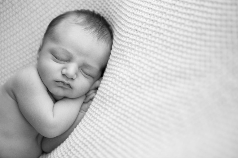 046-PortlandNewbornPhotographer